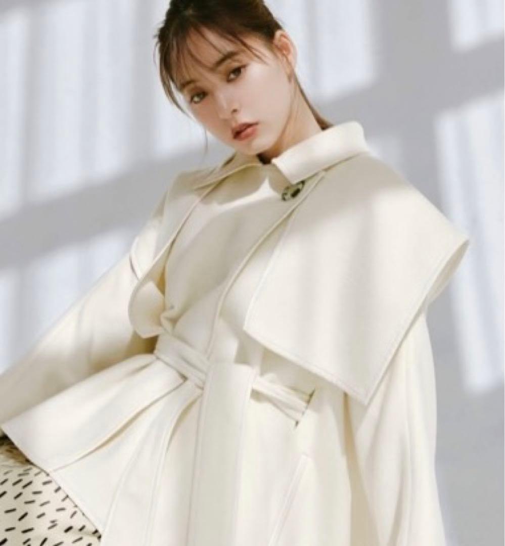 ☆新品・タグ付き☆ 新木優子 × スナイデル コラボ ポンチョコート