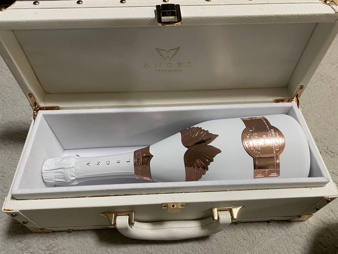 に*こ様 ANGEL シャンパン　ホワイト