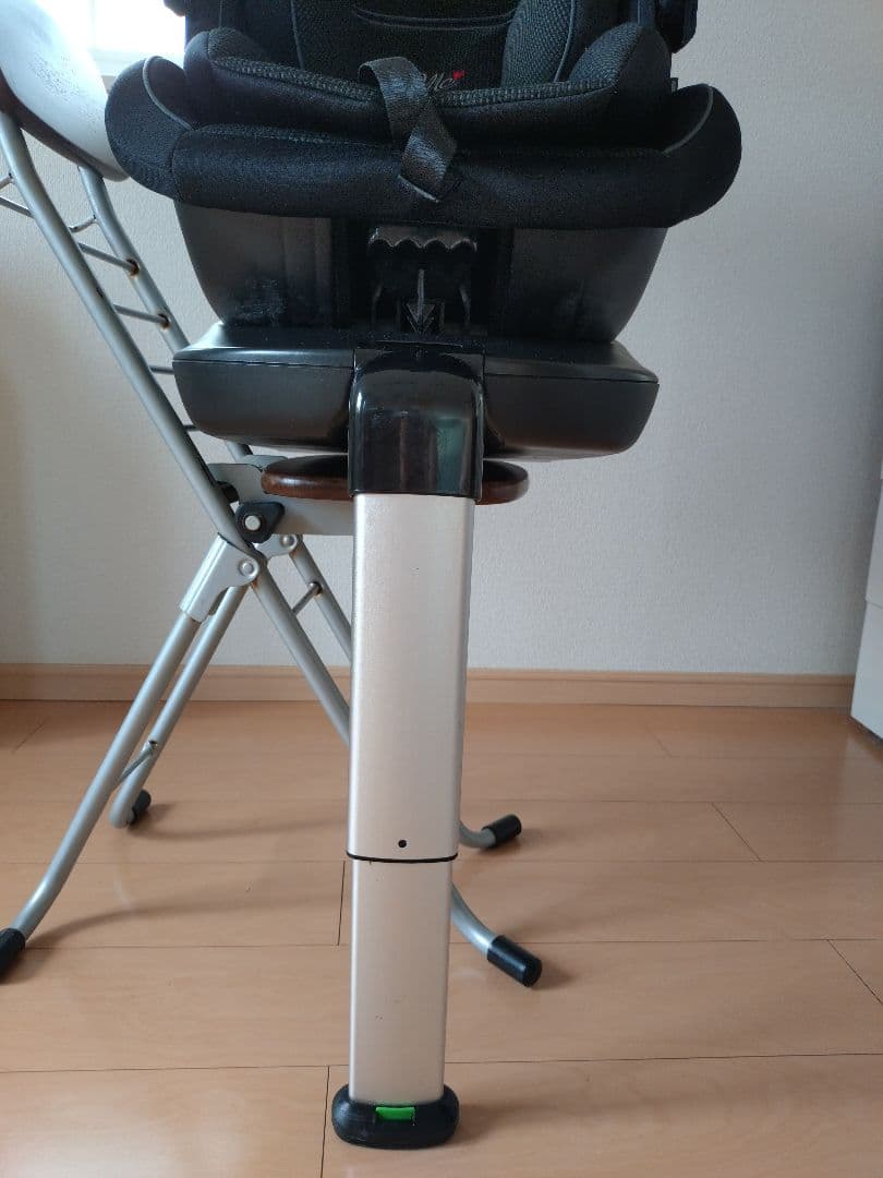 マムズキャリー ターンレジェ ISOFIX チャイルドシート B-900