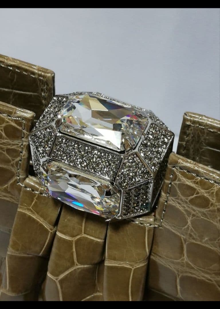 楽一番公式アカウント01 VALENTINO GARAVANI