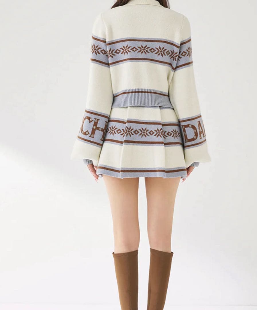 ダーリッチ　スノーパターンラメニットセットアップ　F-L