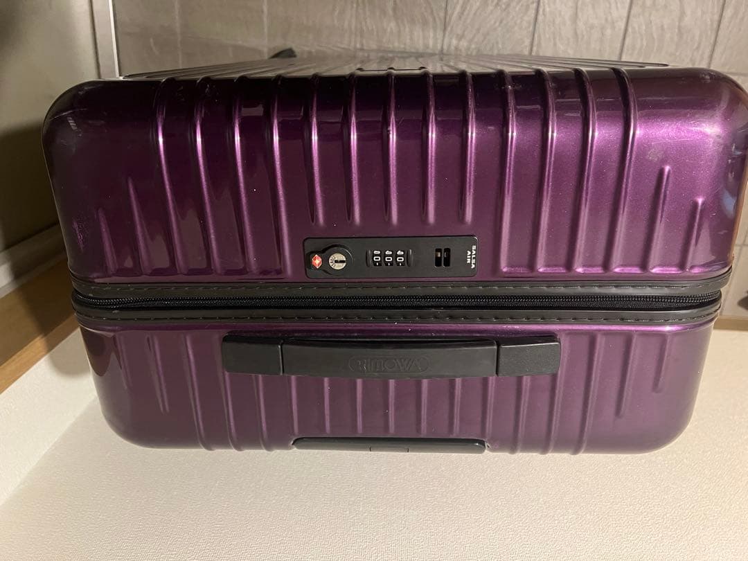 【農道のポルシェ】RIMOWA サルサエアー 84L