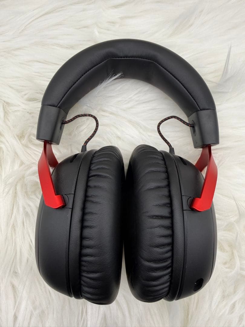 『極美品』HYPERX CLOUDIII WIRELESS