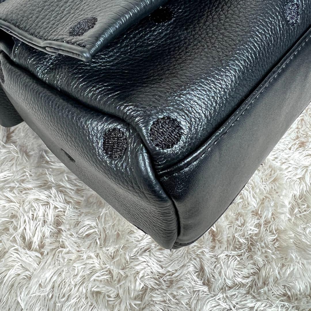 極美品✨　BEARDSLEYビアズリー　ドットボディバッグ　ブラック