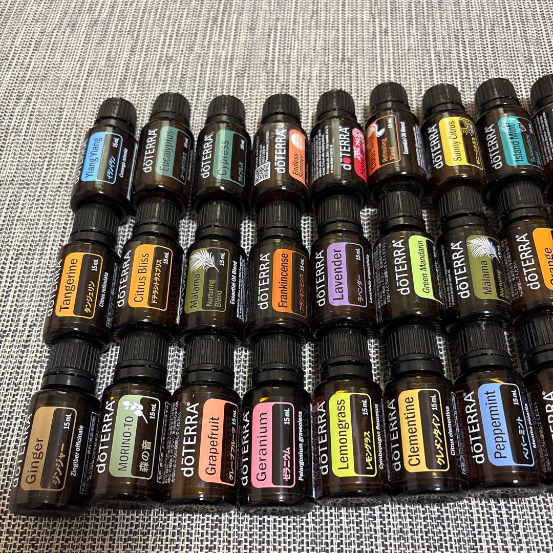 ア*ラ様 エッセンシャルオイル　８０本セット　精油ボックス付き