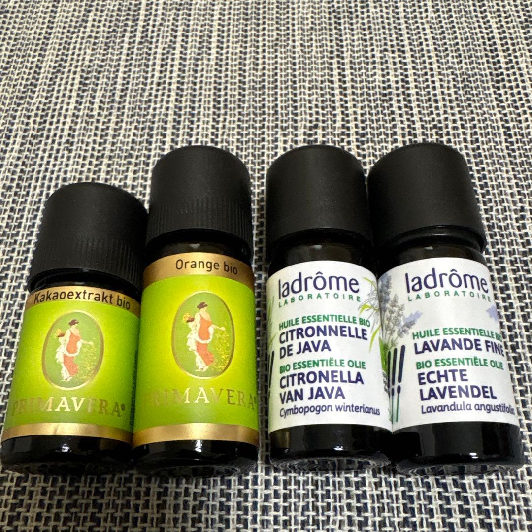 ア*ラ様 エッセンシャルオイル　８０本セット　精油ボックス付き