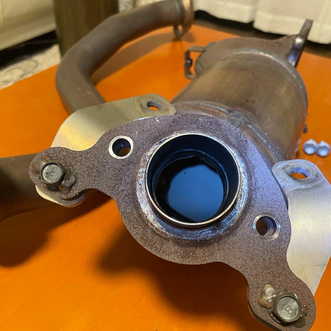 スイフトスポーツCBA-ZC33S 純正触媒&フロントパイプセット