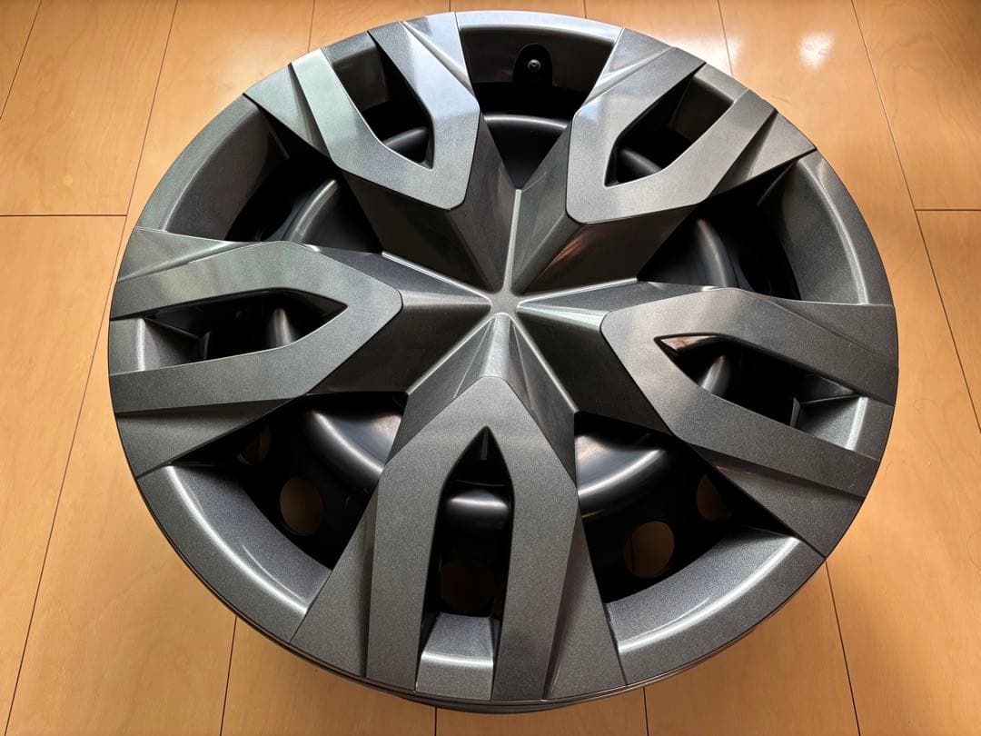 【送料込み】トヨタ60系プリウス 純正スチールホイール