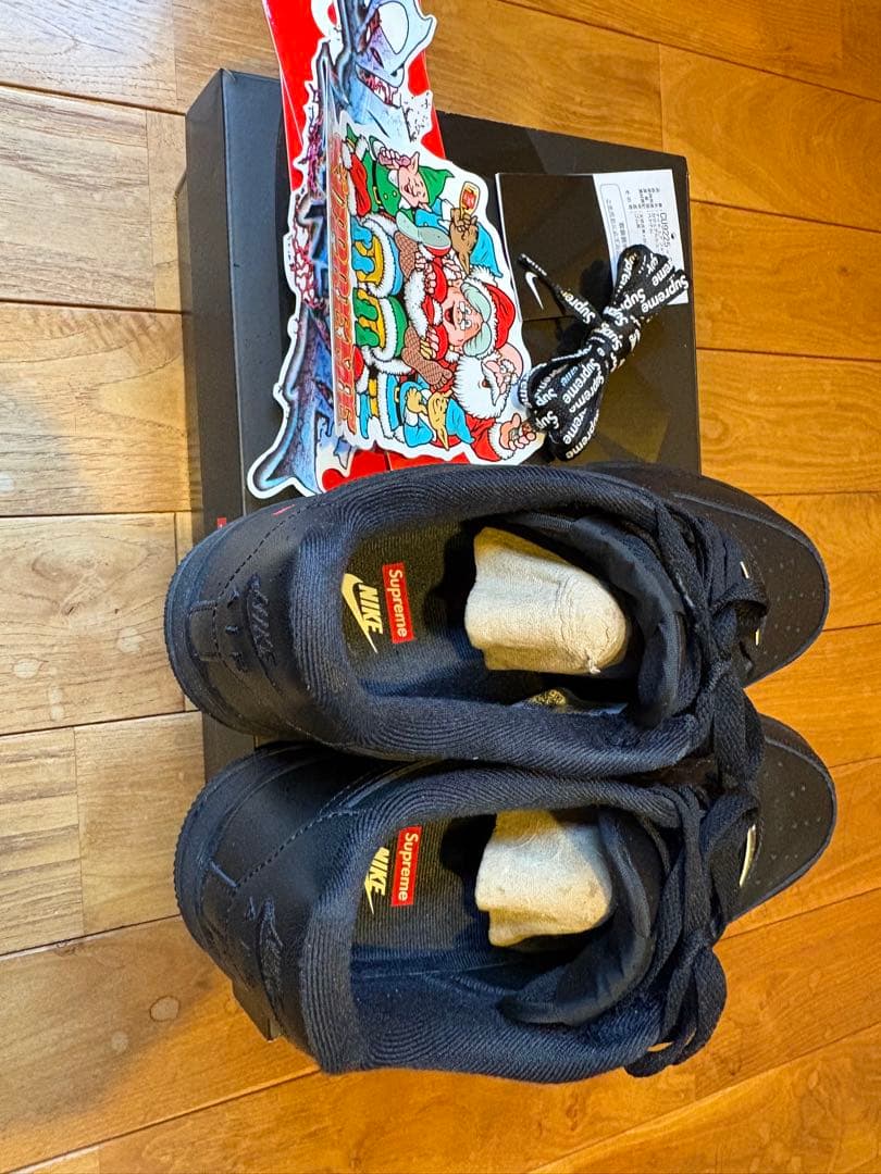 Nike Air Force 1 Supreme ブラック