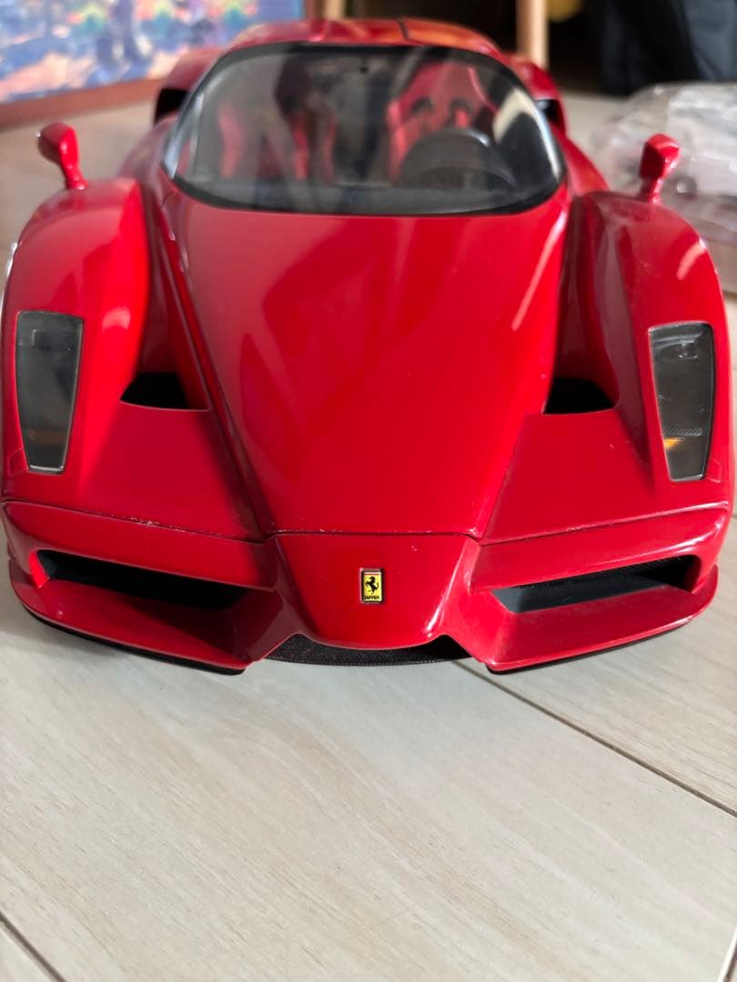 ミスターポン様用。1/10 Ferrari エンツォ 赤 ミニカー