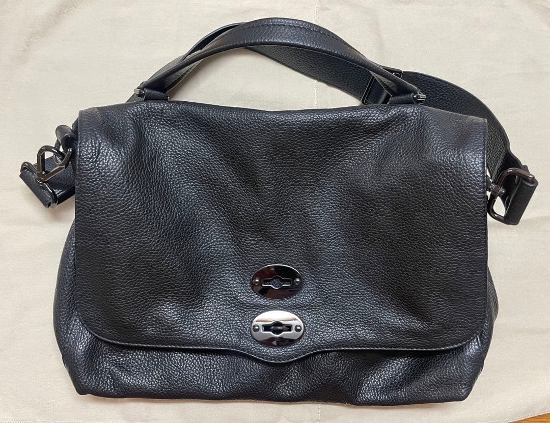 本日限定値下げ！【新品 未使用】ザネラート　ポスティーナ　ブラック