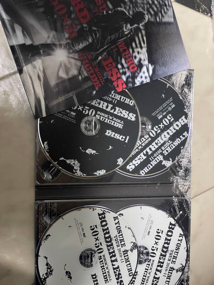 氷室京介TOUR2010-11 BORDERLESS 50×50 BD