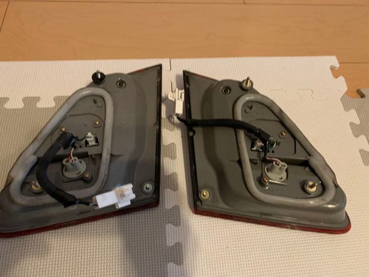 美品‼️18系クラウン 純正テールランプ