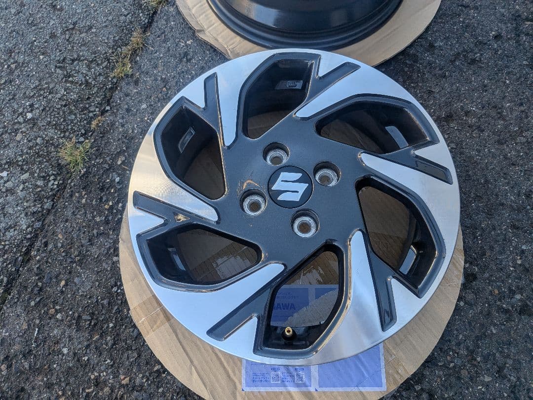スズキMK５４S スペーシアカスタム純正ホイール