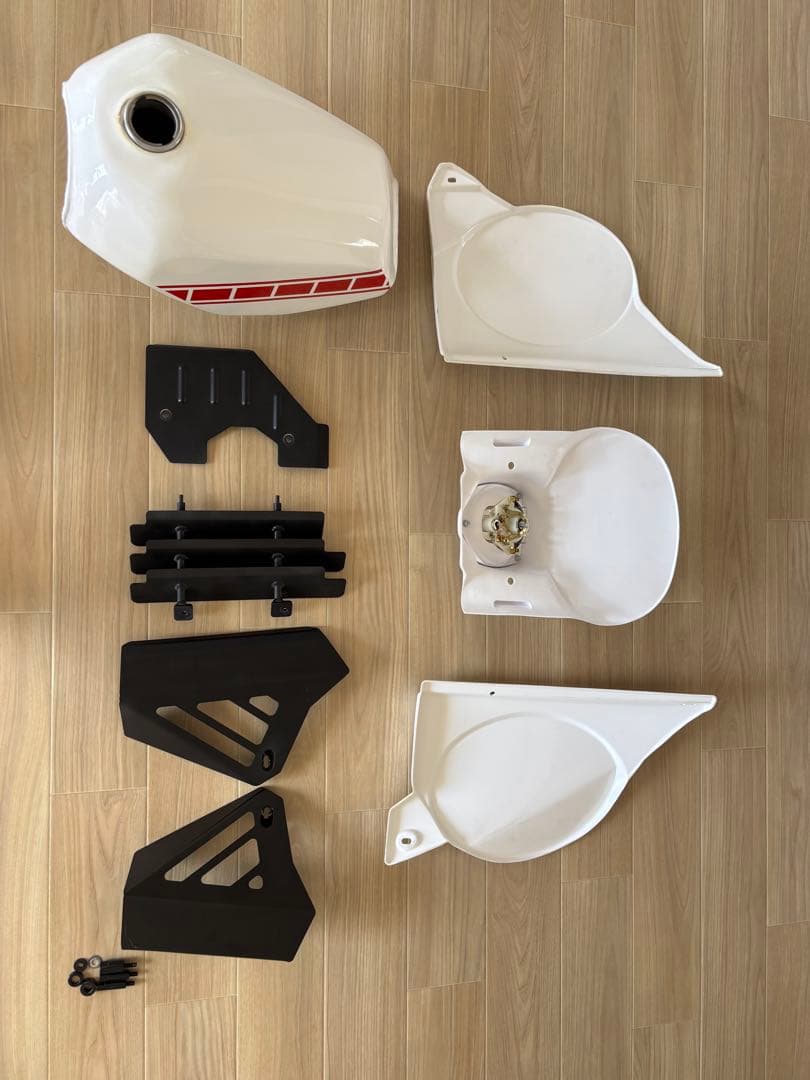 WR250Rダートフリークレトロ外装セット中古品