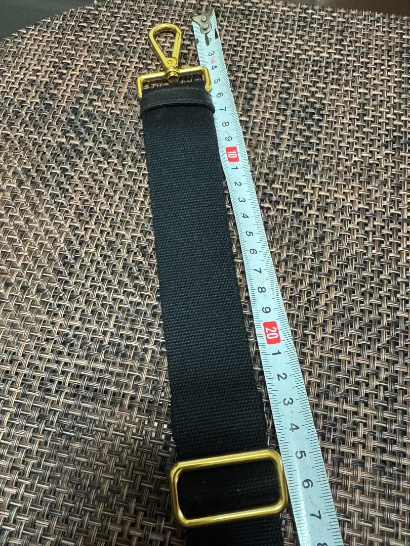 新品同様■ PRADA ストラップ キャンバス 111x130 cm