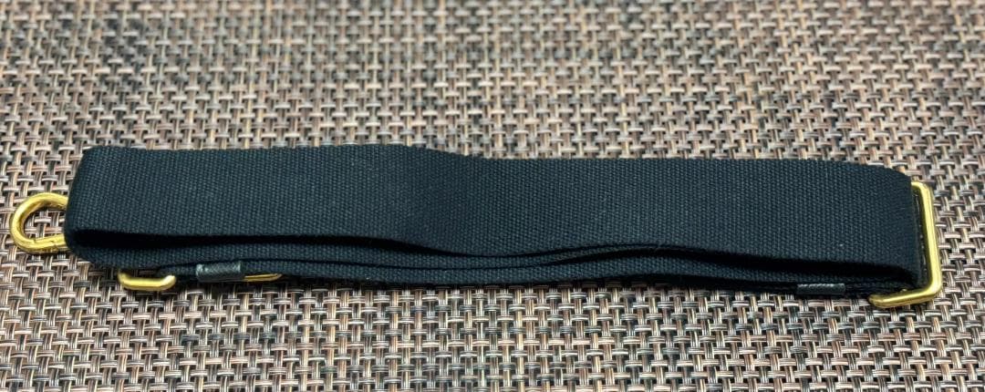 新品同様■ PRADA ストラップ キャンバス 111x130 cm