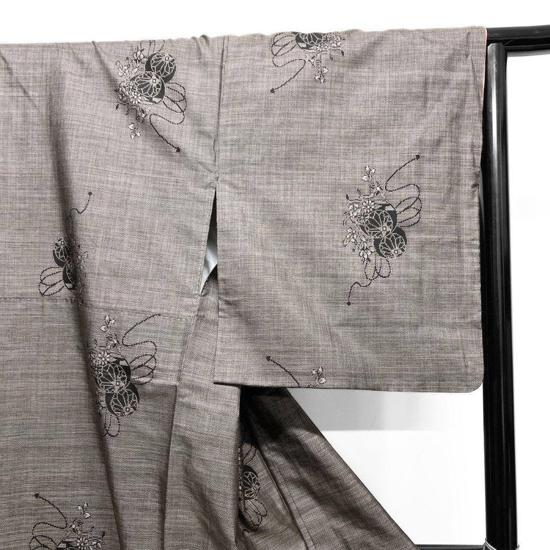 大島紬　小紋　泥染　鞠　水引　花模様　着物　015b p