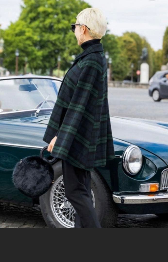 新品タグ付ジェンヌ JENNE BB.コラボ　ケープコートブリジットバルドーM