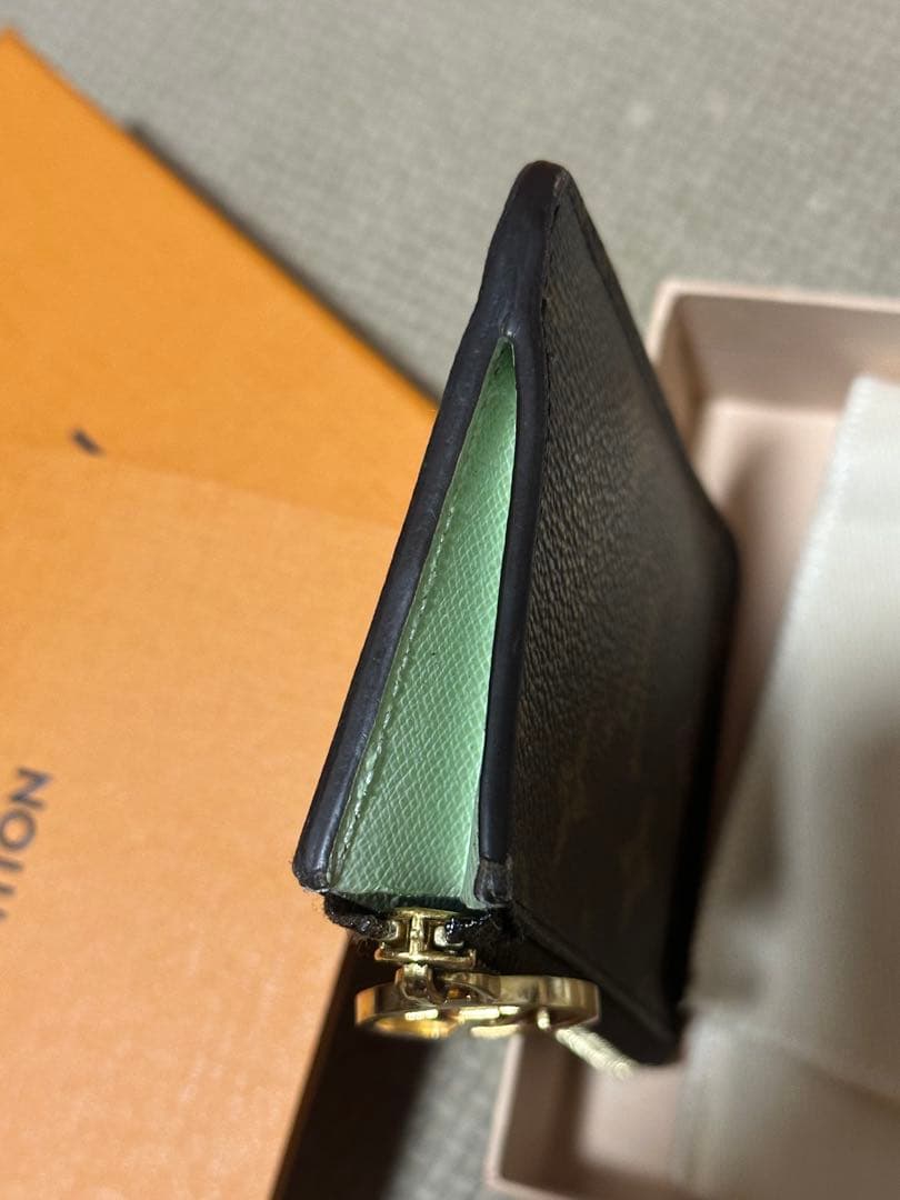 Louis Vuitton レザー カード　ケース　M82939