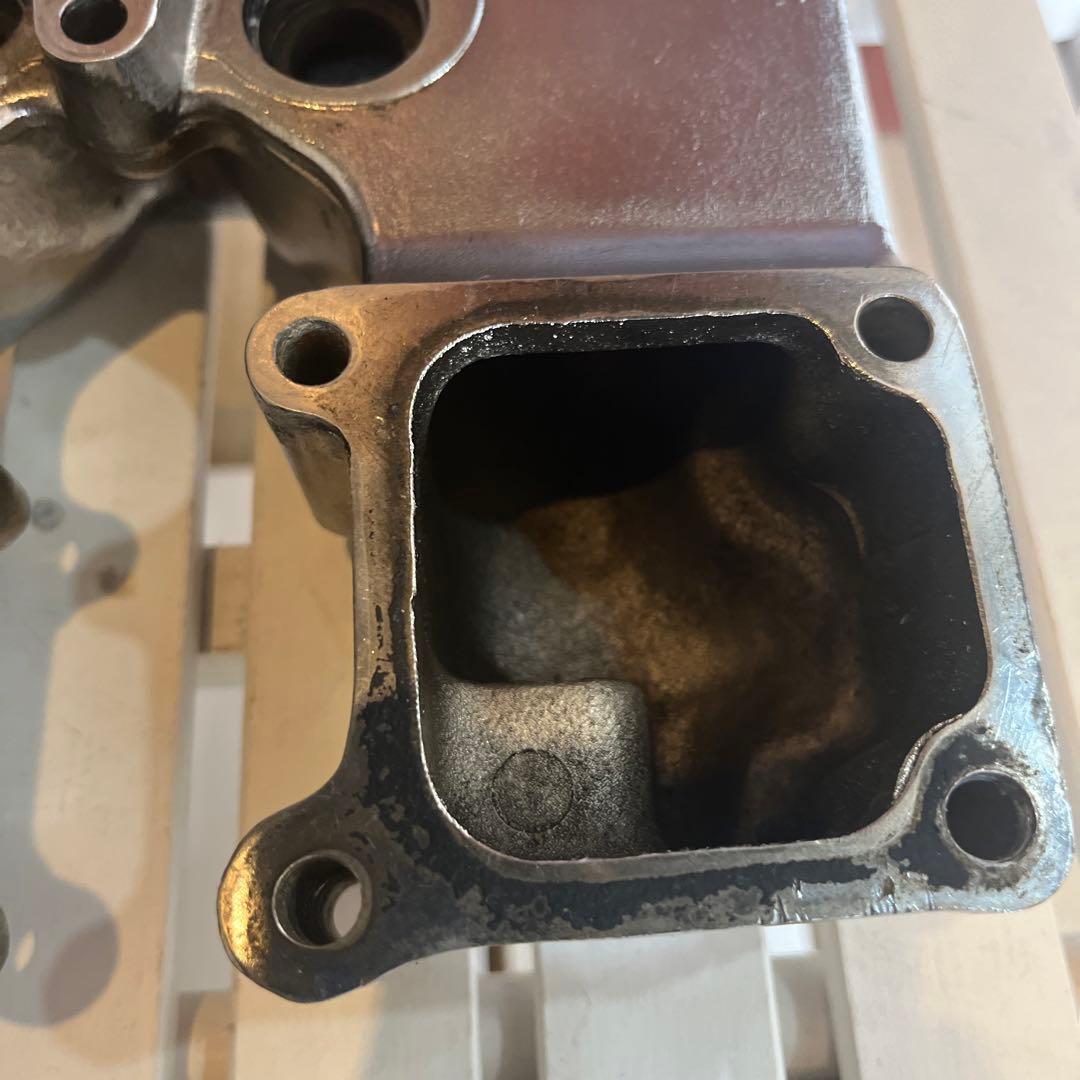 ショベルヘッド　ロッカーカバー　メッキ