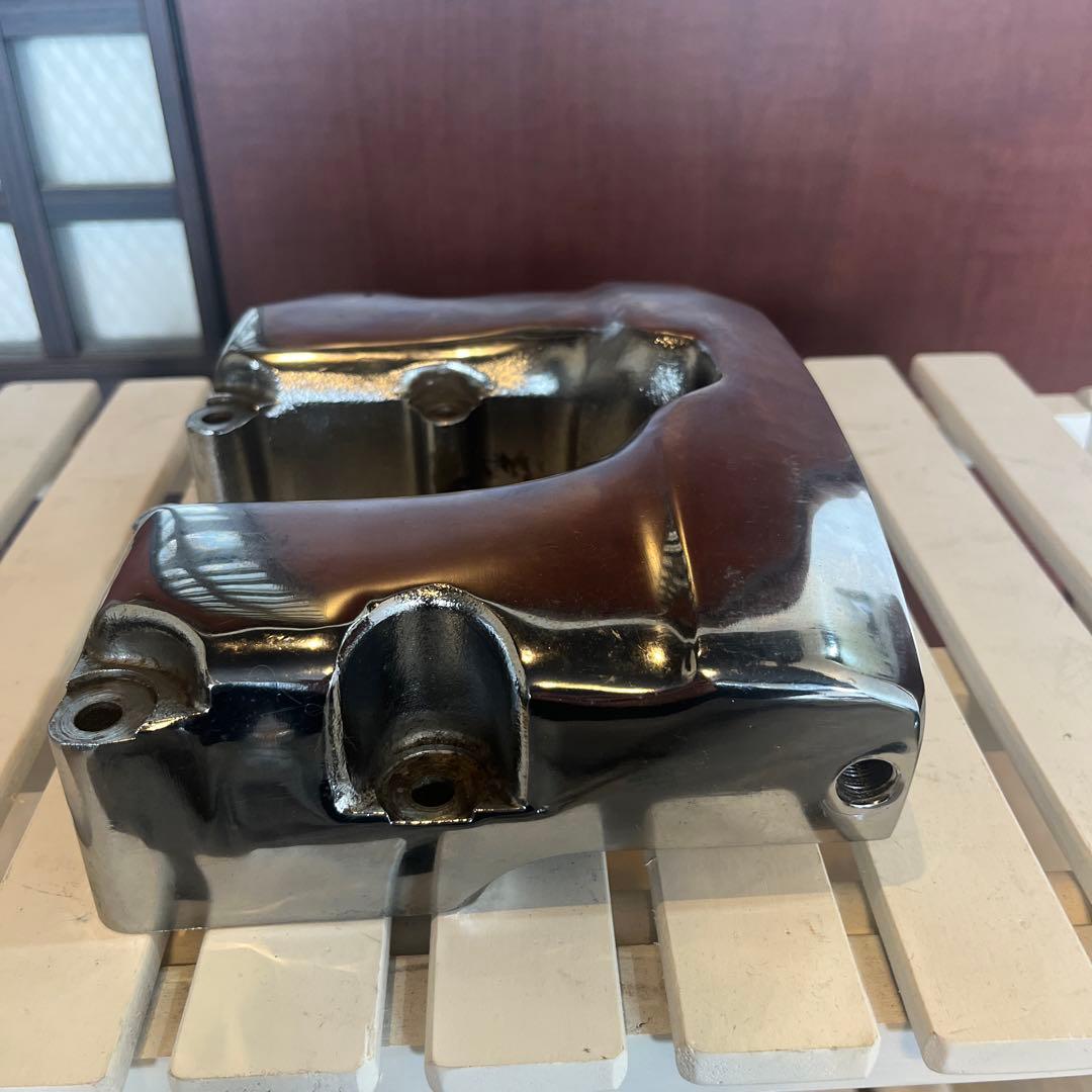 ショベルヘッド　ロッカーカバー　メッキ