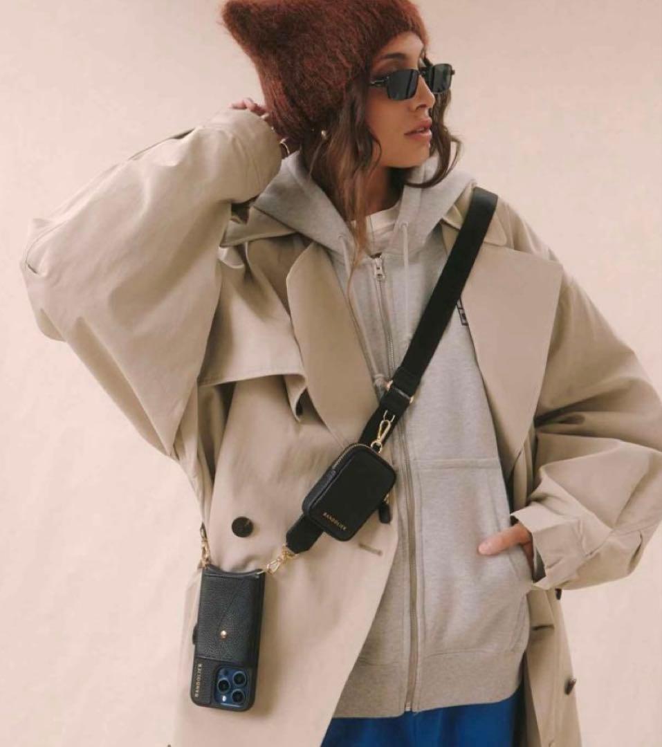 バンドリヤースマホショルダー　ブラック