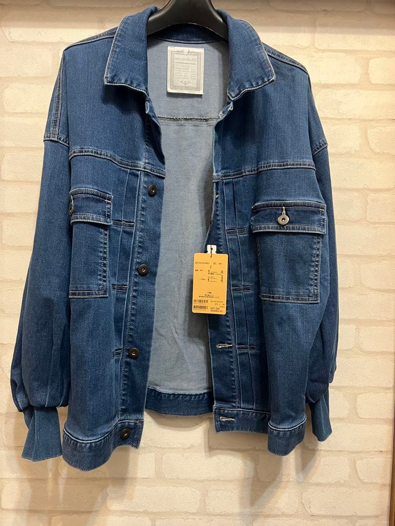 値下げ新品未使用品ビアズリー 袖パフGジャン サイズ2 新