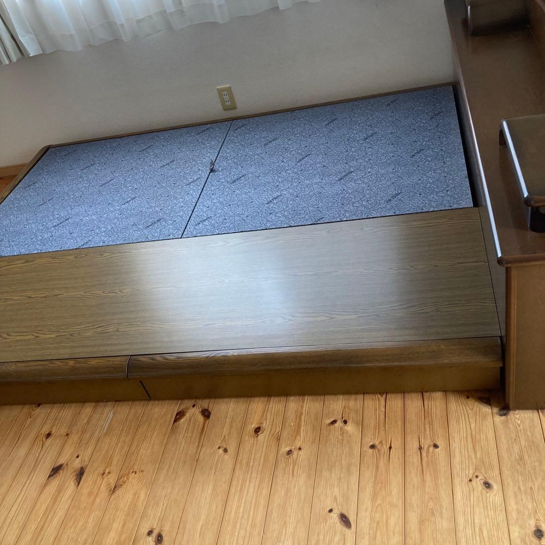 収納付きブラウンベッド　フランスベッドフレーム　クイーンサイズ