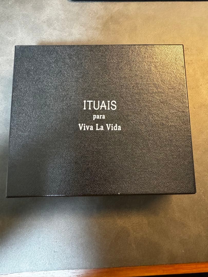 ITUAIS TAURILLON LAGUN ROUND ZIP イトゥアイス