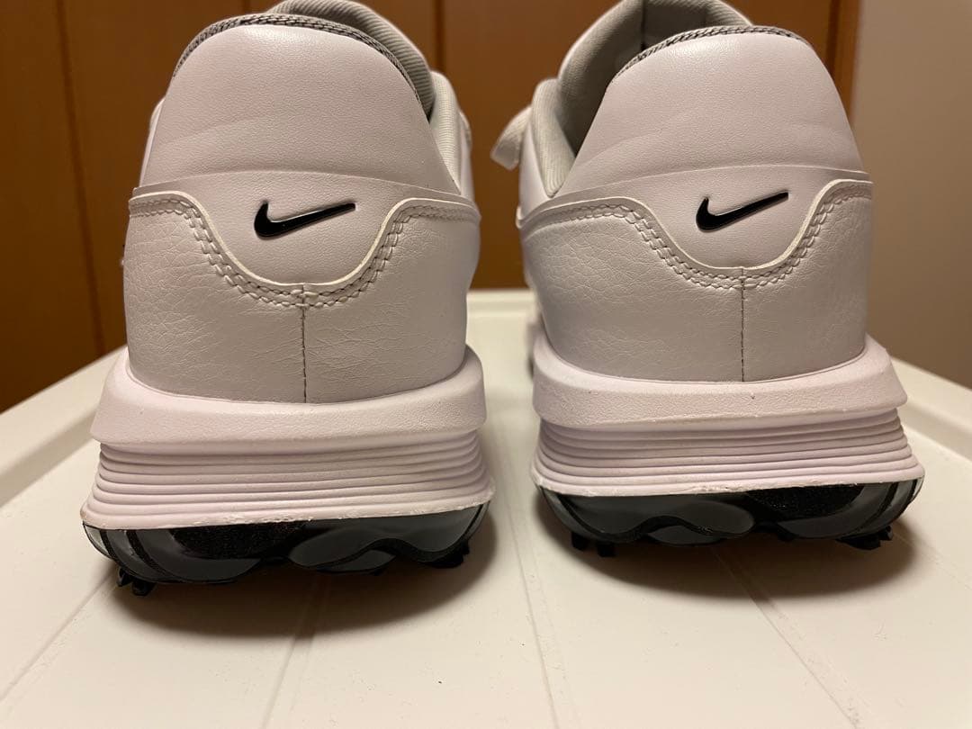 ナイキ ビクトリー プロ 4 ゴルフシューズ 27.5cm（ワイド）