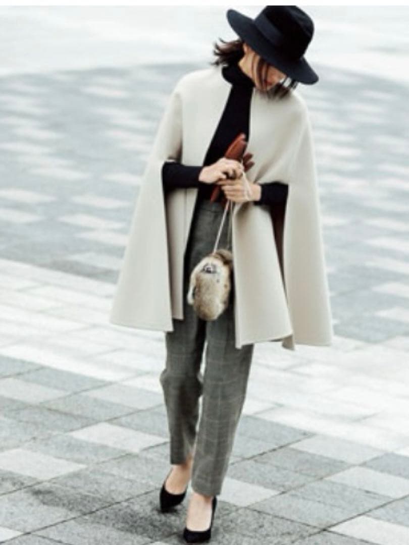 マディソンブルー MADISONBLUE ウール ケープコート ポンチョ　白