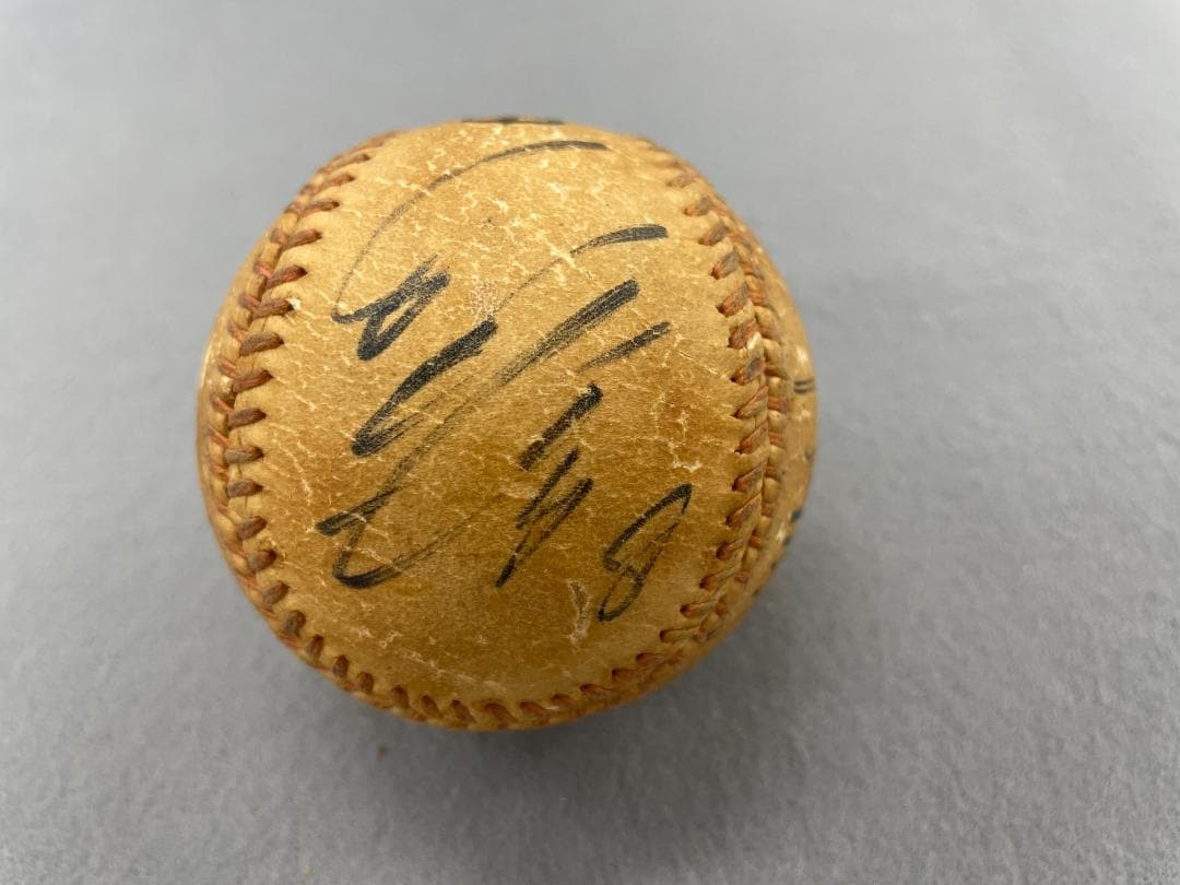 広島東洋カープ　サインボール　古葉監督　山本浩二 衣笠祥雄