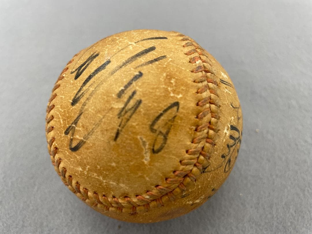 広島東洋カープ　サインボール　古葉監督　山本浩二 衣笠祥雄