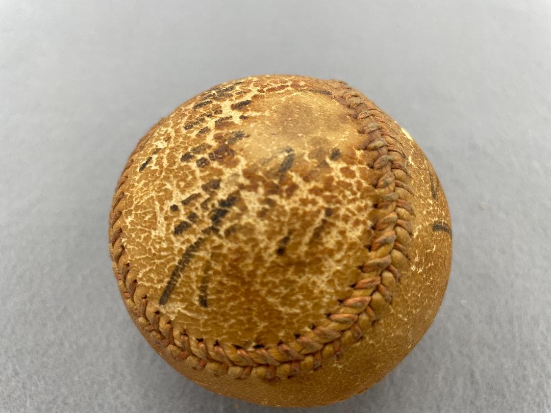 広島東洋カープ　サインボール　古葉監督　山本浩二 衣笠祥雄