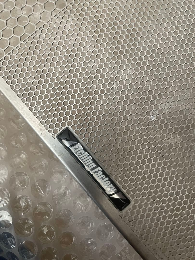 スズキSV650 ラジエターコアガード エッチングファクトリー製