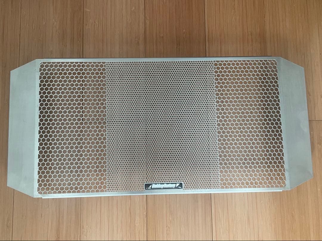 スズキSV650 ラジエターコアガード エッチングファクトリー製