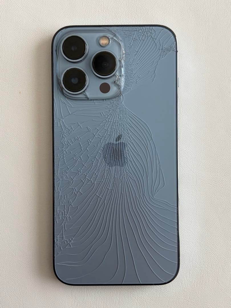 【画面美品　アイフェイス付】iPhone 13 Pro 125GB 背面ひび割れ