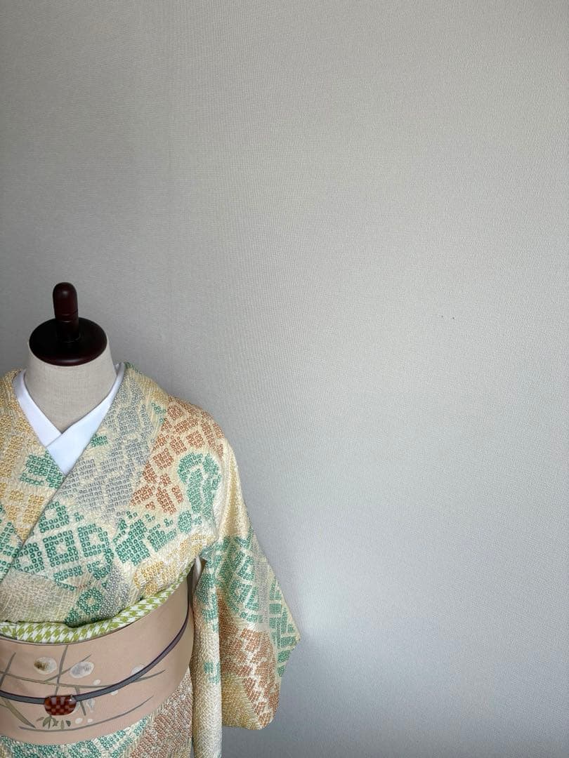 ❤️袷正絹小紋　クリームyellowの￼総絞り　　新品畳紙付き