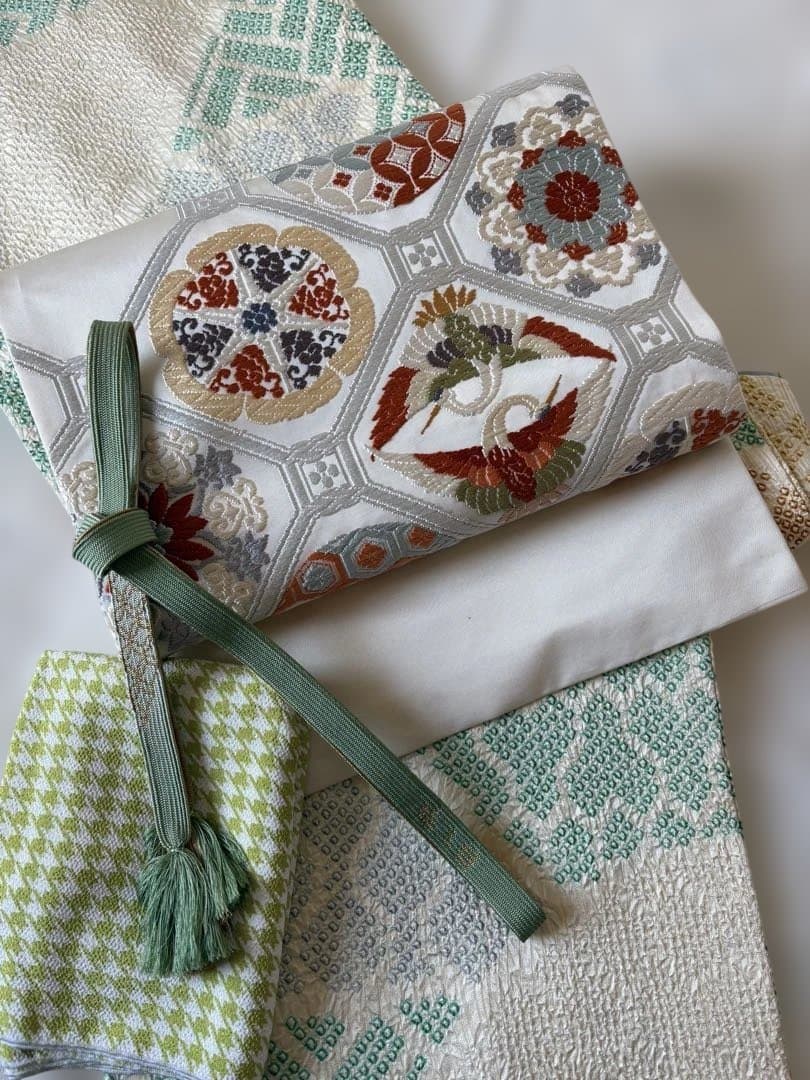 ❤️袷正絹小紋　クリームyellowの￼総絞り　　新品畳紙付き