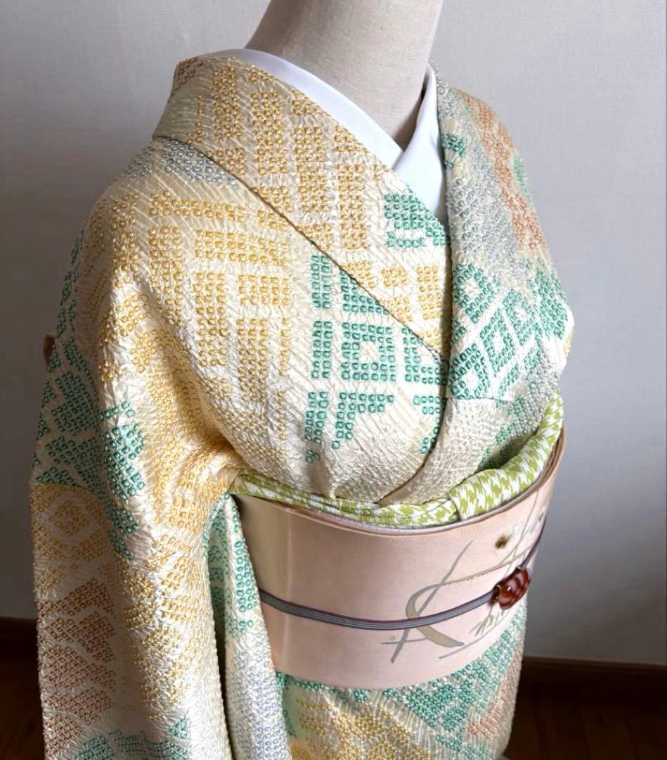 ❤️袷正絹小紋　クリームyellowの￼総絞り　　新品畳紙付き