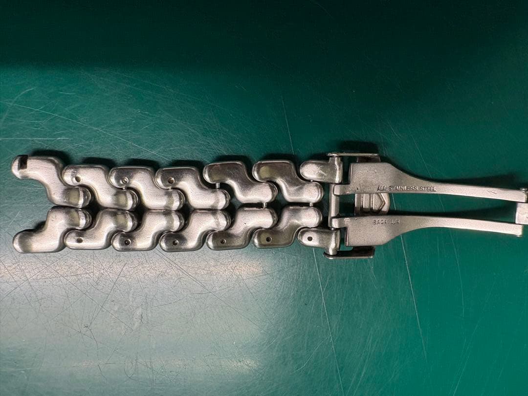 TAG HEUER ステンレススチール 金属ベルト