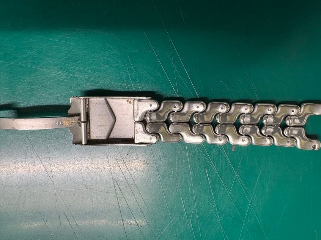 TAG HEUER ステンレススチール 金属ベルト