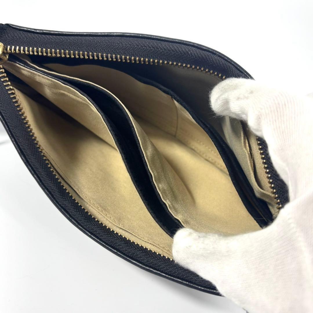 ✨希少 美品✨アタオ ショルダーバッグ ブーブー キルティング レザー ブラック