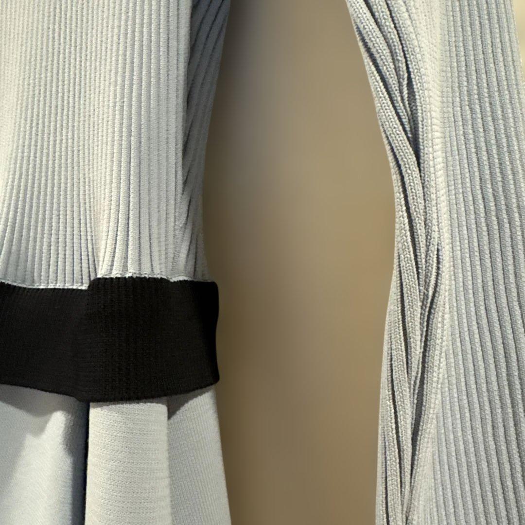 明日で削除します　EPOCA ライトブルーとブラックのワンピース 40