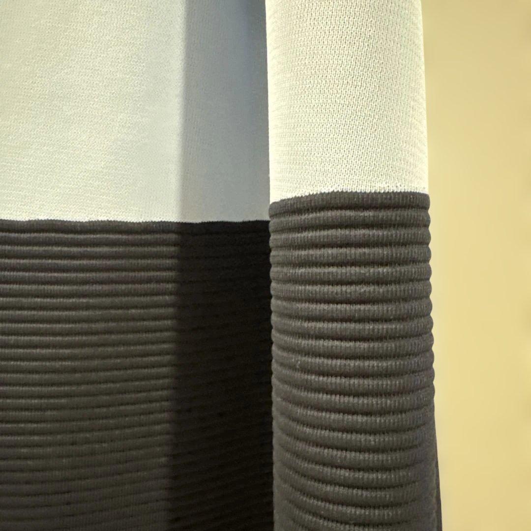 明日で削除します　EPOCA ライトブルーとブラックのワンピース 40