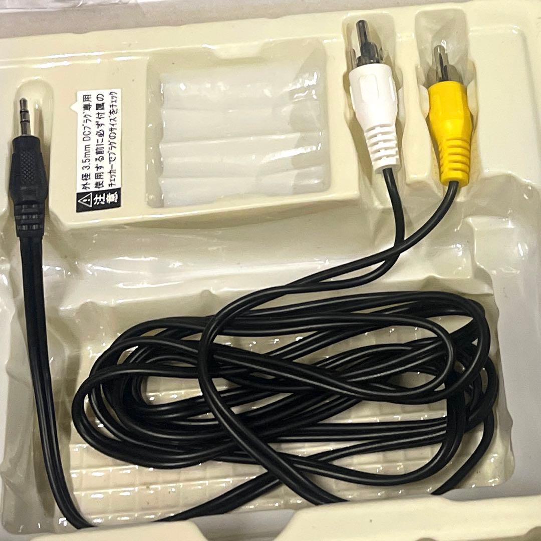 中古品(used)ポータブルファミコン互換機 FC-Portable