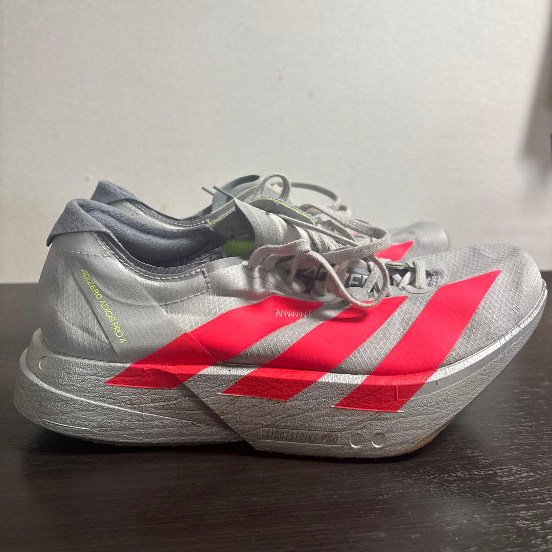 スパイク・シューズ ADIZERO ADIOS PLO 4(24.0cm)