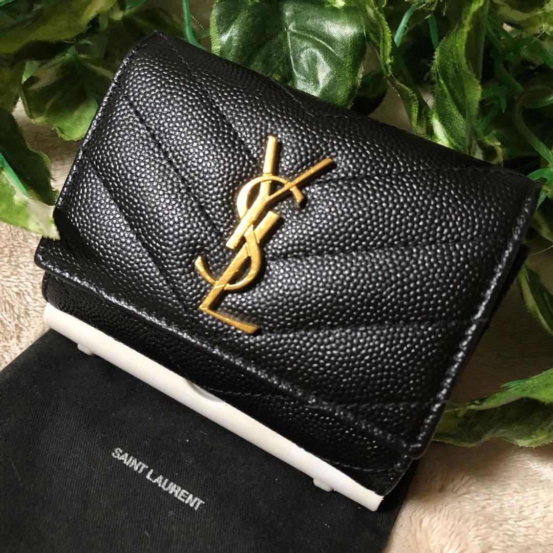 ちゅない　極美品♡ イヴサンローラン　キーケース　6連 キャビアスキン