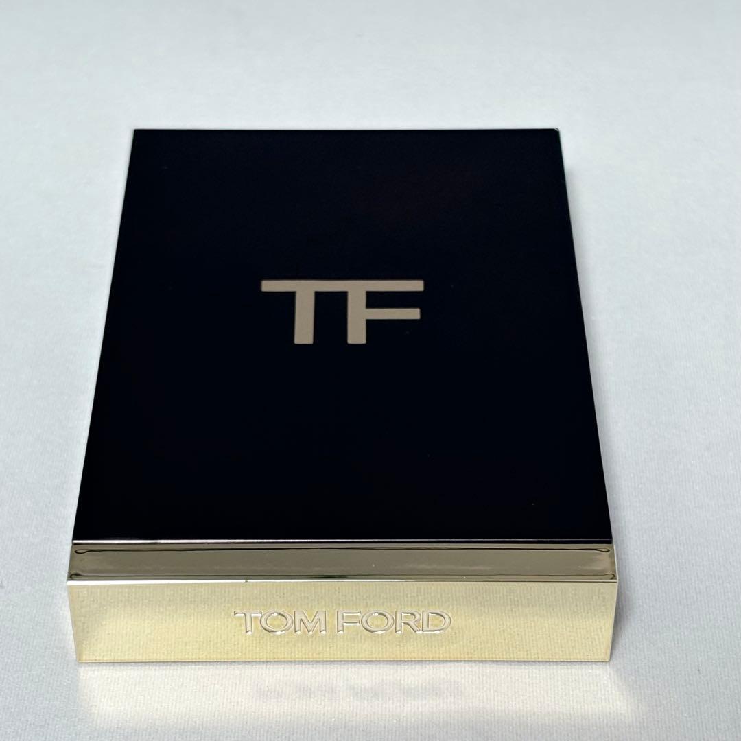 【トム フォード】TOM FORD アイカラークォード ◆ メタリックモーブ ◆